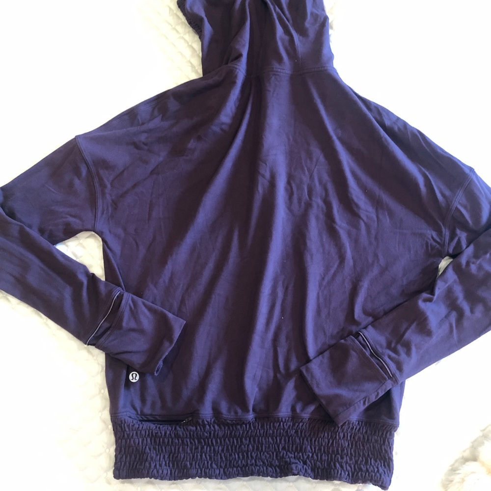 Lululemon Maroon pullover
